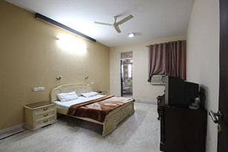 Alice Guest House, Hansi 3